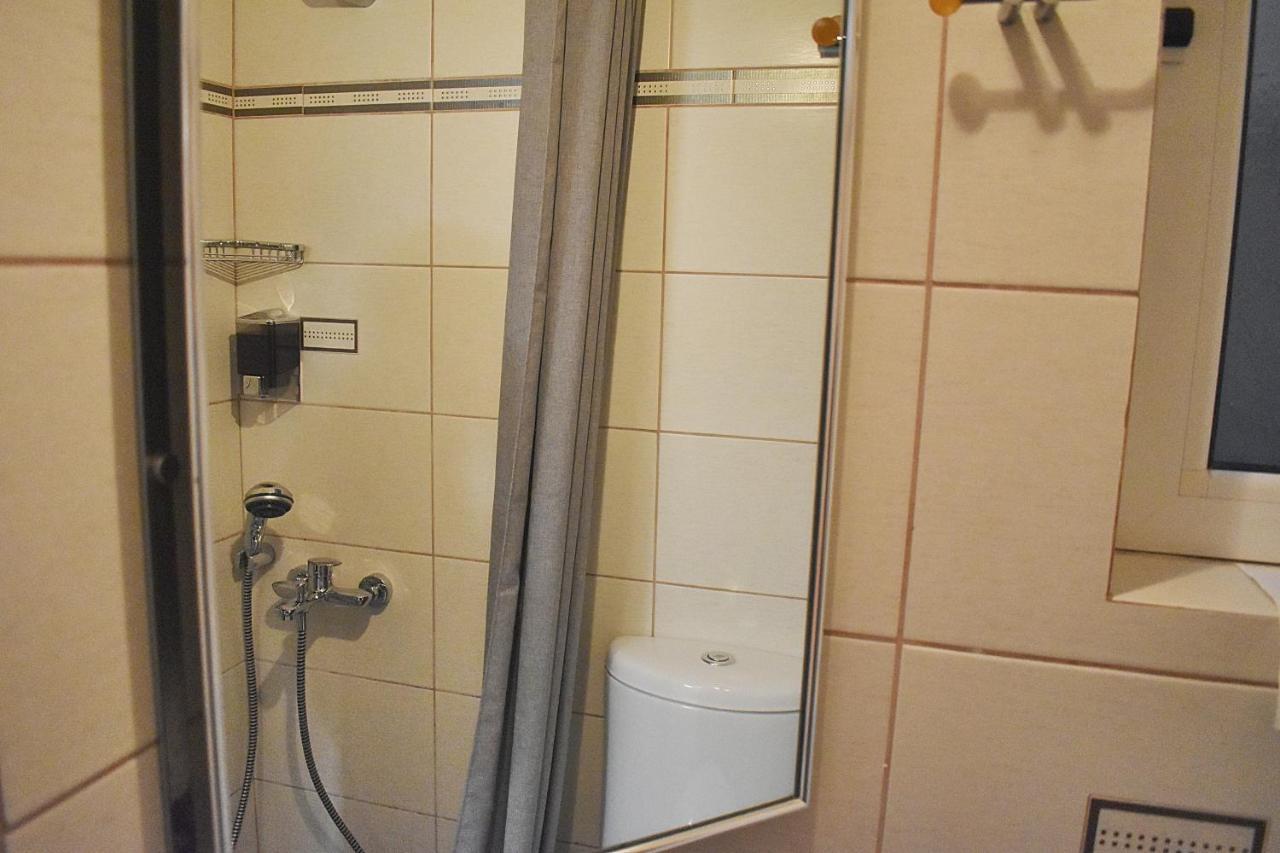Apartamento Check Point - Down Town Atenas Exterior foto